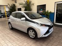 USED 2016 16 TOYOTA AYGO 1.0 VVT-I X-PLAY 5d 69 BHP &pound;0 ROAD TAX CAZ ULEZ COMPLIANT AIR CON PARKING SENSORS. Vehicle just been serviced at Toyota on 27/07/2022