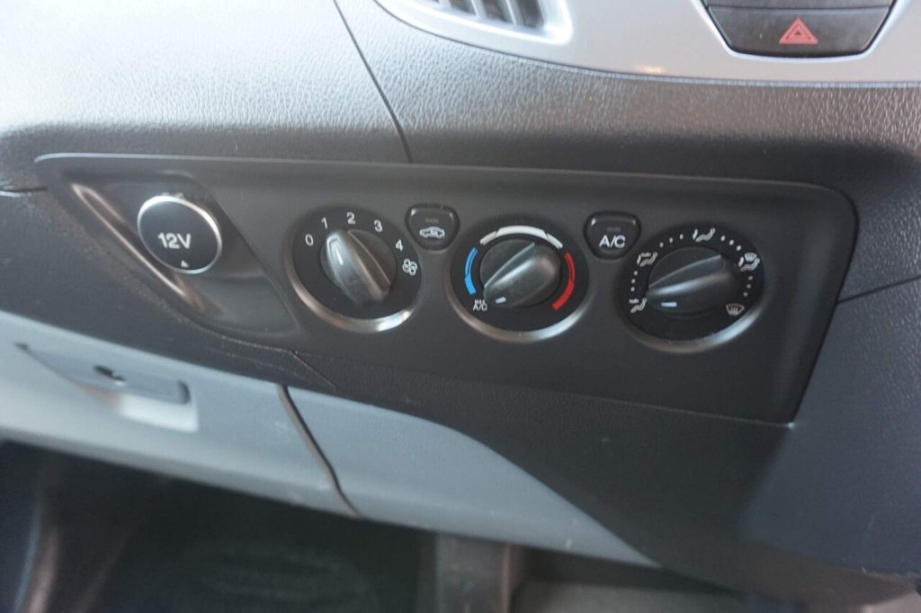 USED 2014 64 FORD TRANSIT CUSTOM 2.2L 270 LIMITED LR P/V 0d 124 BHP JUST ARRIVED/NO VAT!!!