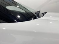 USED 2015 15 LAND ROVER RANGE ROVER EVOQUE 2.2 SD4 DYNAMIC 5d 190 BHP Fuji white / Black Pack 4WD Full Leather, Privacy Glass, High Goss Black Alloy Wheels