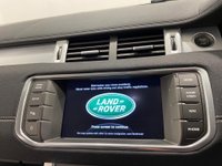 USED 2015 15 LAND ROVER RANGE ROVER EVOQUE 2.2 SD4 DYNAMIC 5d 190 BHP Fuji white / Black Pack 4WD Full Leather, Privacy Glass, High Goss Black Alloy Wheels