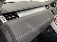 USED 2015 15 LAND ROVER RANGE ROVER EVOQUE 2.2 SD4 DYNAMIC 5d 190 BHP Fuji white / Black Pack 4WD Full Leather, Privacy Glass, High Goss Black Alloy Wheels