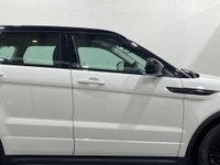 USED 2015 15 LAND ROVER RANGE ROVER EVOQUE 2.2 SD4 DYNAMIC 5d 190 BHP Fuji white / Black Pack 4WD Full Leather, Privacy Glass, High Goss Black Alloy Wheels
