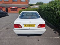 USED 1998 R MERCEDES-BENZ E-CLASS E300 TD ELEGANCE 3.0 4d 174 BHP MERCEDES SPECIALIST