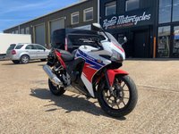 USED 2014 14 HONDA CBR500 R WITH GIVI QUICK RELEASE PANNIERS
