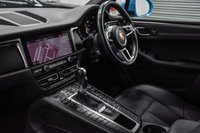USED 2020 20 PORSCHE MACAN 2.0 PDK 5d 242 BHP 