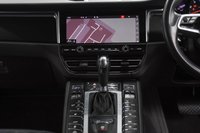 USED 2020 20 PORSCHE MACAN 2.0 PDK 5d 242 BHP 
