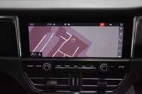 USED 2020 20 PORSCHE MACAN 2.0 PDK 5d 242 BHP 