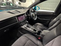 USED 2020 20 PORSCHE MACAN 2.0 PDK 5d 242 BHP 
