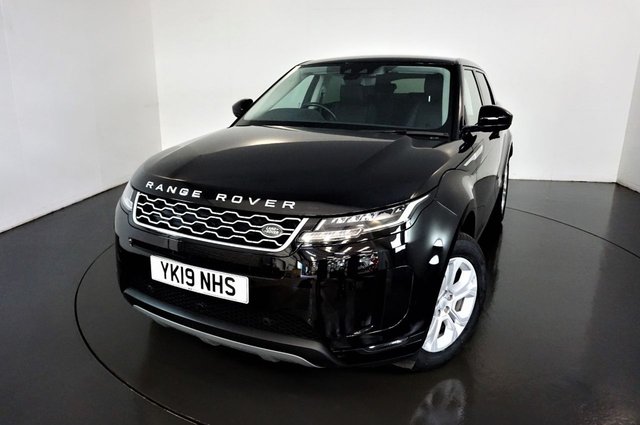 2019 19 Land Rover Range Rover Evoque 2.0 S 5d AUTO-1 OWNER FROM NEW-APPLE CAR PLAY-SURROUND VIEW CAMERA-BLUETOOTH-CRUISE CONTROL-SATNAV-HEATED BLACK LEATHER SEATS-DAB RADIO-CLIMATE CONTROL