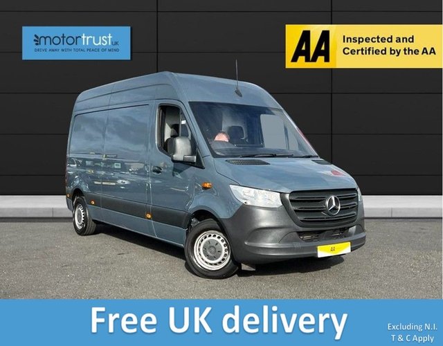 Used vans for sale. Preston & Lancashire van Dealer MT RETAIL UK LTD t/a Motortrust UK