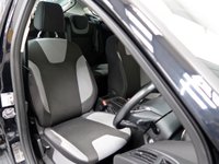 USED 2014 FORD FOCUS 1.6L ZETEC 5d AUTO 124 BHP LOW MILES + PARKING SENSORS