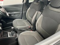 USED 2017 67 RENAULT CAPTUR 0.9 DYNAMIQUE S NAV TCE 5d 90 BHP 