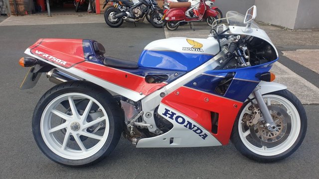 1988 E Honda Vfr 750R RC30 Super Sports