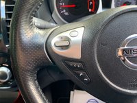 USED 2011 11 NISSAN JUKE 1.6 ACENTA PREMIUM 5d 117 BHP 2011 NISSAN JUKE ACCENTA PREMIUM - SATELLITE NAVIGATION - REAR VIEW CAMERA - FACTORY SP STYLING KIT - 17 INCH BRIGHT SILVER ALLOYS - CRUISE CONTROL - BLUETOOTH - FORCE RED PEARL METALLIC
