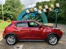 USED 2011 11 NISSAN JUKE 1.6 ACENTA PREMIUM 5d 117 BHP 2011 NISSAN JUKE ACCENTA PREMIUM - SATELLITE NAVIGATION - REAR VIEW CAMERA - FACTORY SP STYLING KIT - 17 INCH BRIGHT SILVER ALLOYS - CRUISE CONTROL - BLUETOOTH - FORCE RED PEARL METALLIC