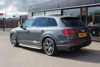 PRE-OWNED 2018 68 AUDI Q7 3.0 TDI QUATTRO VORSPRUNG 5d 282 BHP Daytona Grey Pearlescent, 1 Owner, Black Leather Interior, Panoramic Glass Sunroof, Panoramic Glass Sunroof, BOSE 3D Surround Sound, 22" V Spoke Alloys,  Alcantara Headlining, 360 Degree Camera, Audi Virtual Cockpit, Sports Seats Plus, Heated Seats Front and Rear, Audi Phone Box With Wireless Charging,  Black Door Mirror Housing, Matrix LED Headlights, LED Rear Lights, Running Boards, Privacy Glass, Traffic Sign Recognition, Electric Luggage Compartment Cover, Electric Steering Column.