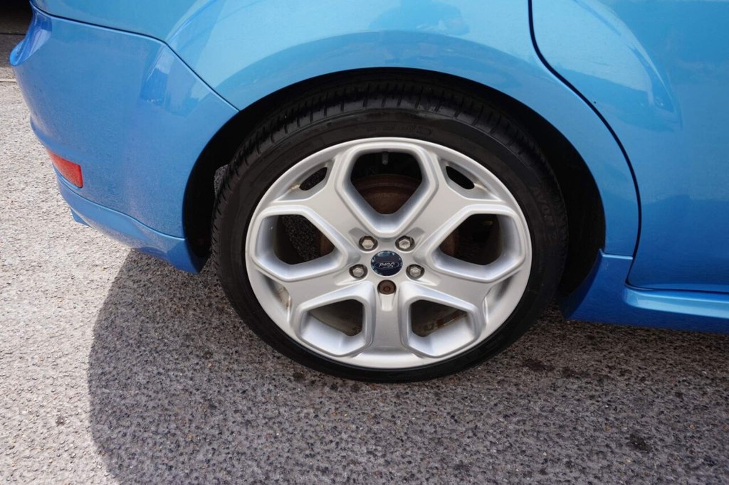 USED 2010 60 FORD FOCUS 1.8L ZETEC S S/S 5d 124 BHP JUST ARRIVED/STUNNING CAR!!