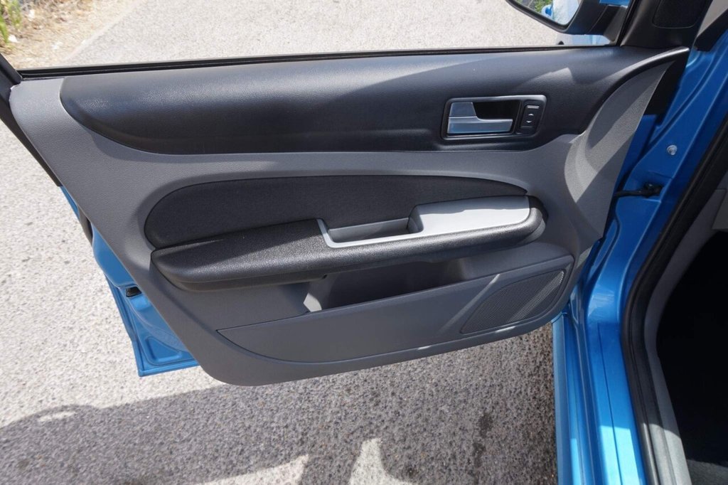 USED 2010 60 FORD FOCUS 1.8L ZETEC S S/S 5d 124 BHP JUST ARRIVED/STUNNING CAR!!