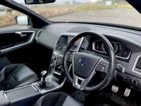 USED 2017 12 VOLVO XC60 2.0 D4 R-DESIGN NAV 5d 188 BHP 