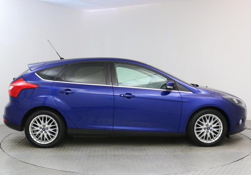 USED 2014 64 FORD FOCUS 1.6 ZETEC NAVIGATOR TDCI 5d 113 BHP 