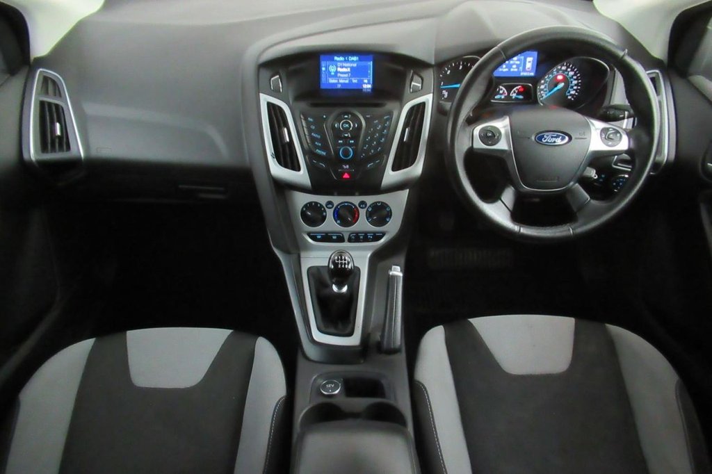 USED 2014 64 FORD FOCUS 1.6 ZETEC NAVIGATOR TDCI 5d 113 BHP 