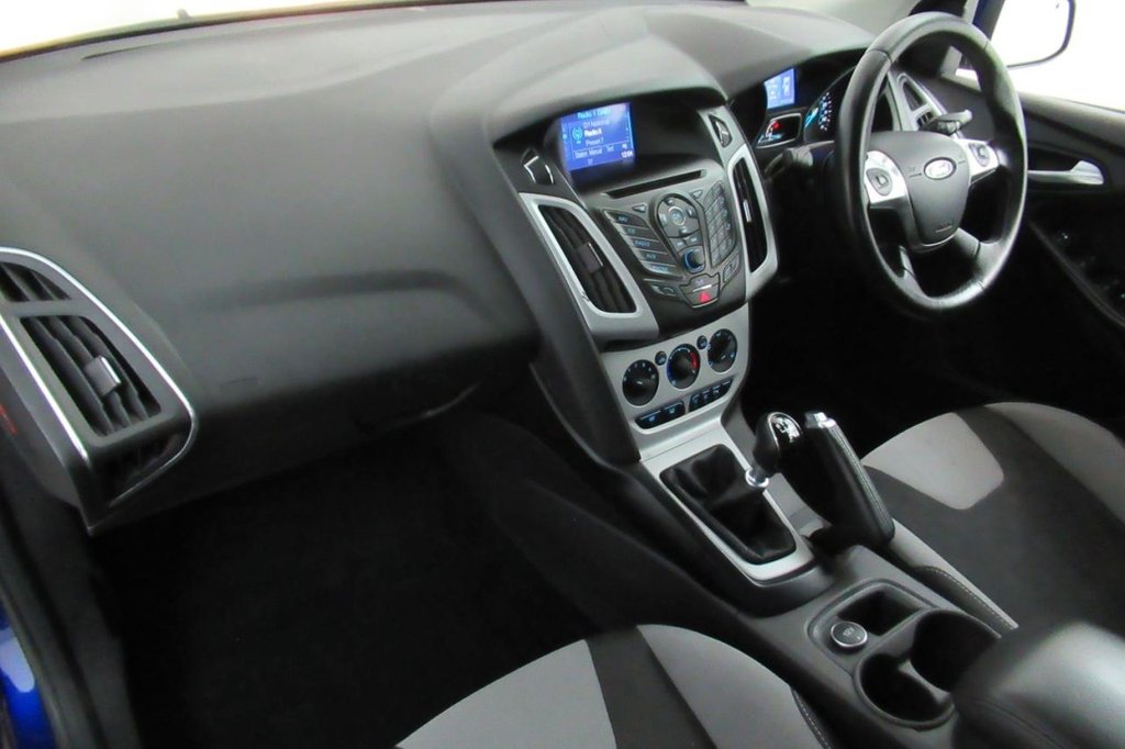 USED 2014 64 FORD FOCUS 1.6 ZETEC NAVIGATOR TDCI 5d 113 BHP 