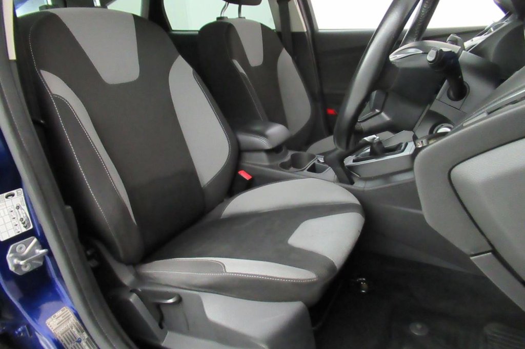 USED 2014 64 FORD FOCUS 1.6 ZETEC NAVIGATOR TDCI 5d 113 BHP 