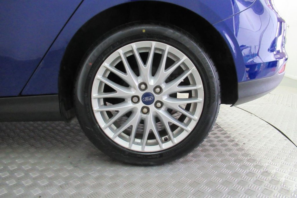 USED 2014 64 FORD FOCUS 1.6 ZETEC NAVIGATOR TDCI 5d 113 BHP 