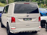 USED 2020 70 VOLKSWAGEN TRANSPORTER 2.0 T30 TDI KOMBI DAY VAN **Leisure Battery - Swivel Seats - Upgraded Seats -NO VAT** 