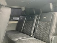 USED 2020 70 VOLKSWAGEN TRANSPORTER 2.0 T30 TDI KOMBI DAY VAN **Leisure Battery - Swivel Seats - Upgraded Seats -NO VAT** 