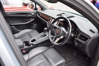 USED 2017 17 PORSCHE MACAN 3.0 D S PDK 5d AUTO 258 BHP ESTATE