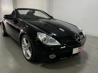 USED 2009 59 MERCEDES-BENZ SLK 3.0 SLK280 2d 232 BHP * PARK SENSORS * LEATHER *  * AIR CON * NAVIGATION * ALLOY WHEELS *