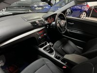 USED 2008 58 BMW 1 SERIES 2.0 118D SE 3d 141 BHP * CLIMATE CONTROL * PARKING SENSORS * ALLOY WHEELS * &pound;30 A YEAR ROAD TAX *