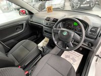 USED 2010 10 SKODA FABIA 1.2 SE TSI DSG 5d 103 BHP 