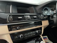 USED 2015 15 BMW 5 SERIES 2.0 520D SE 4d 188 BHP LOADED WITH OVER &pound;7000 WORTH OF FACTORY EXTRAS WITH BMW SERVICE HISOTRY WHAT A GREAT LOOKING CAR.