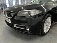 USED 2015 15 BMW 5 SERIES 2.0 520D SE 4d 188 BHP LOADED WITH OVER &pound;7000 WORTH OF FACTORY EXTRAS WITH BMW SERVICE HISOTRY WHAT A GREAT LOOKING CAR.