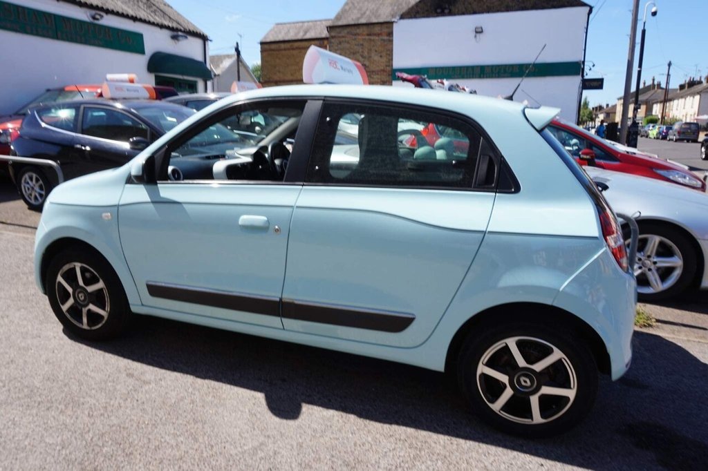 USED 2015 65 RENAULT TWINGO 1.0L DYNAMIQUE SCE S/S 5d 70 BHP SERVICE HISTORY/ZERO ROAD TAX!