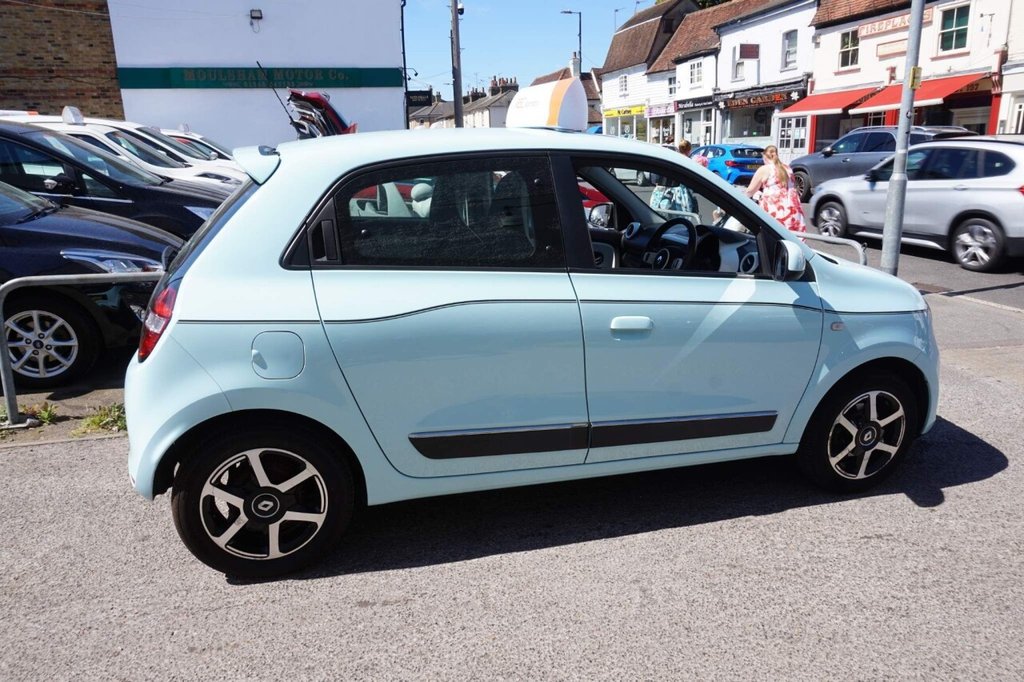 USED 2015 65 RENAULT TWINGO 1.0L DYNAMIQUE SCE S/S 5d 70 BHP SERVICE HISTORY/ZERO ROAD TAX!