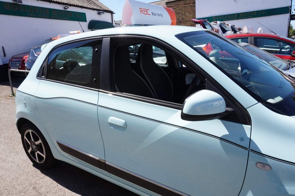 USED 2015 65 RENAULT TWINGO 1.0L DYNAMIQUE SCE S/S 5d 70 BHP SERVICE HISTORY/ZERO ROAD TAX!
