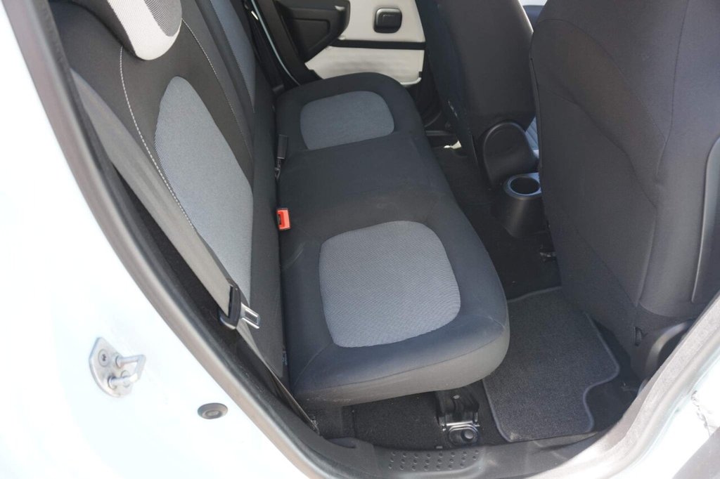 USED 2015 65 RENAULT TWINGO 1.0L DYNAMIQUE SCE S/S 5d 70 BHP SERVICE HISTORY/ZERO ROAD TAX!