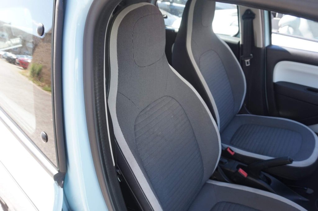 USED 2015 65 RENAULT TWINGO 1.0L DYNAMIQUE SCE S/S 5d 70 BHP SERVICE HISTORY/ZERO ROAD TAX!