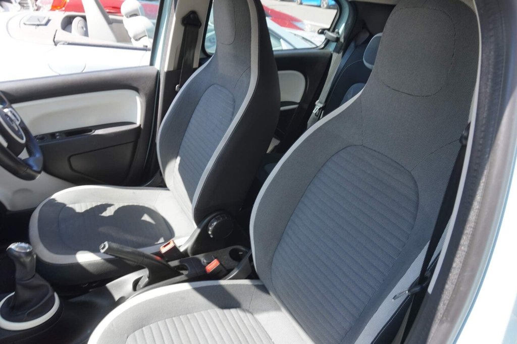 USED 2015 65 RENAULT TWINGO 1.0L DYNAMIQUE SCE S/S 5d 70 BHP SERVICE HISTORY/ZERO ROAD TAX!