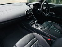 USED 2017 17 AUDI R8 5.2 V10 PLUS QUATTRO 2d 602 BHP F/A/S/H, Big Spec, PPF, Carbon