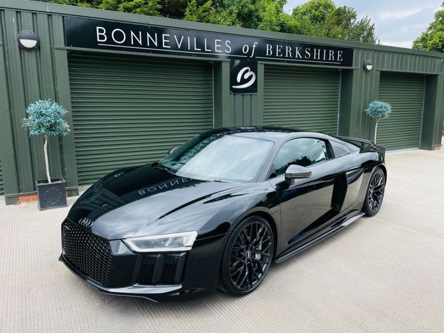 2017 17 Audi R8 5.2 V10 PLUS QUATTRO 2d 602 BHP