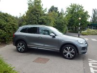 USED 2013 13 VOLKSWAGEN TOUAREG 3.0 V6 R-LINE TDI BLUEMOTION TECHNOLOGY 5d 242 BHP PANO-One Own 20in Alloys