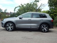 USED 2013 13 VOLKSWAGEN TOUAREG 3.0 V6 R-LINE TDI BLUEMOTION TECHNOLOGY 5d 242 BHP PANO-One Own 20in Alloys