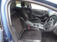 USED 2017 17 RENAULT MEGANE 1.5 DCI DYNAMIQUE S NAV AUTOMATIC * SATNAV *   LEATHER **  MEGA SPEC  **