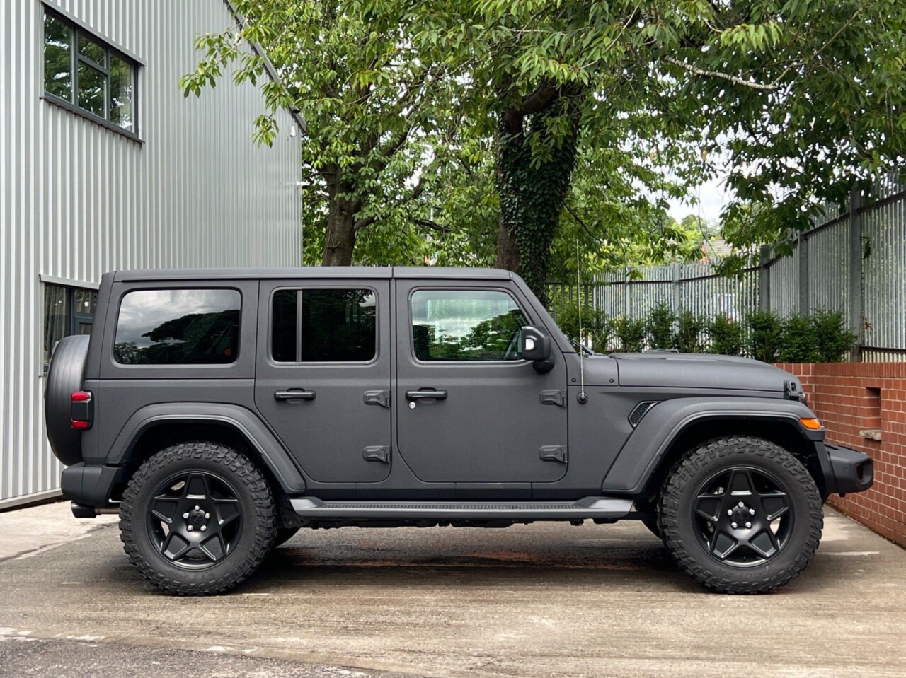 2020 70 JEEP WRANGLER 2.0L NIGHT EAGLE UNLIMITED 4d AUTO 269 BHP