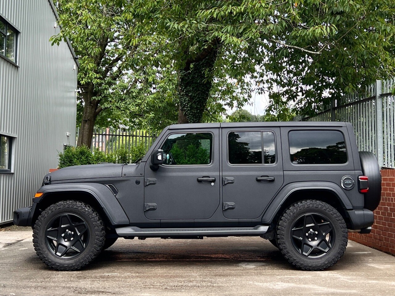 2020 70 JEEP WRANGLER 2.0L NIGHT EAGLE UNLIMITED 4d AUTO 269 BHP