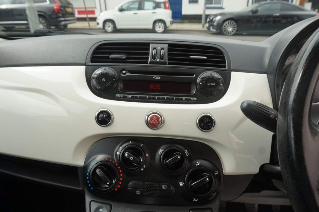 USED 2014 14 FIAT 500 1.2L LOUNGE 3d 69 BHP Â£30 ROAD TAX!!